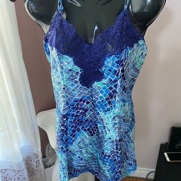 VICTORIA'S Secret Vintage Chemise Heart Label Blue Slip Sz M - Picture 11 of 11